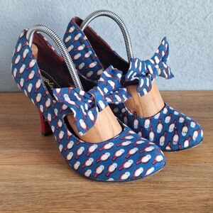 Irregular Choice Women 40 US 9 Canvas Bird Mary Jane Bow Retro Pinup Heels Pumps